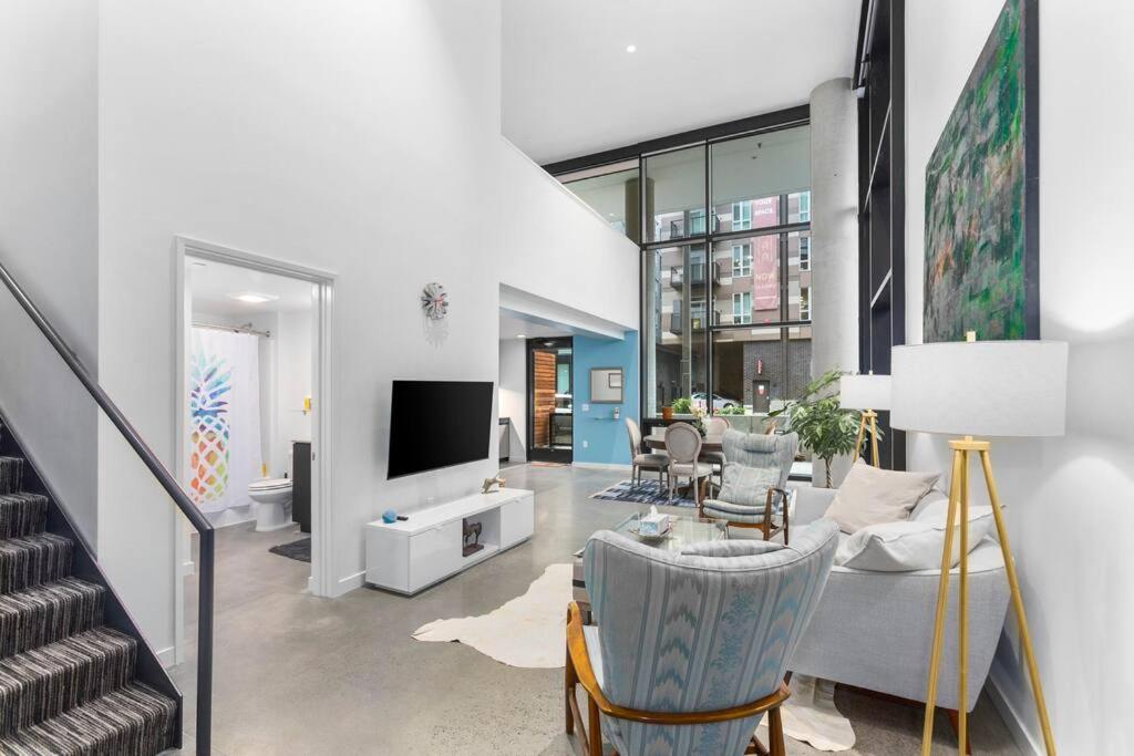 Airy And Open Corner Loft - 92 Walkscore Redmond Esterno foto