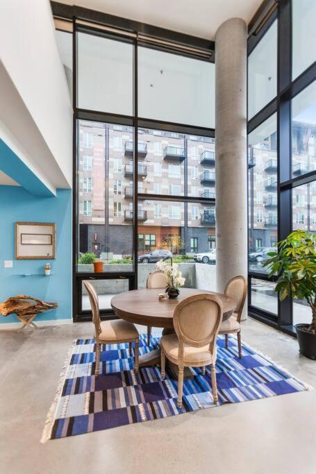 Airy And Open Corner Loft - 92 Walkscore Redmond Esterno foto