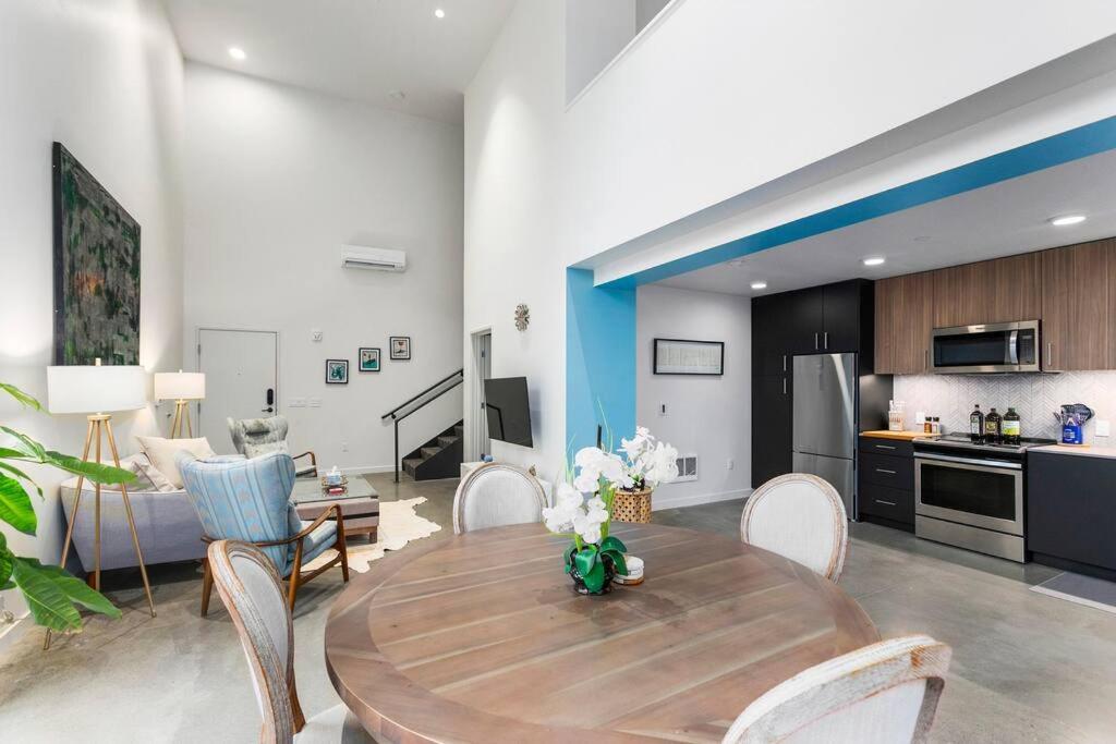 Airy And Open Corner Loft - 92 Walkscore Redmond Esterno foto